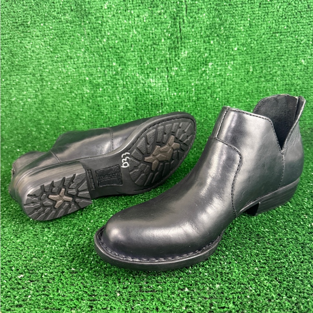 Born Black Leather Ankle Boots Women’s Size 6